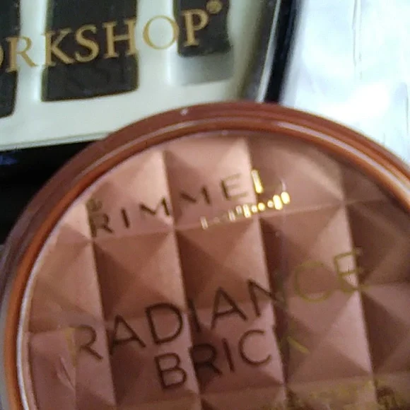 Makeup Set - Picture 9 of 13